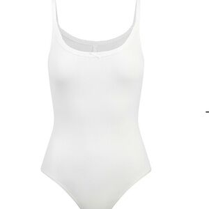 SKIMS White Scoop Neck Bodysuit